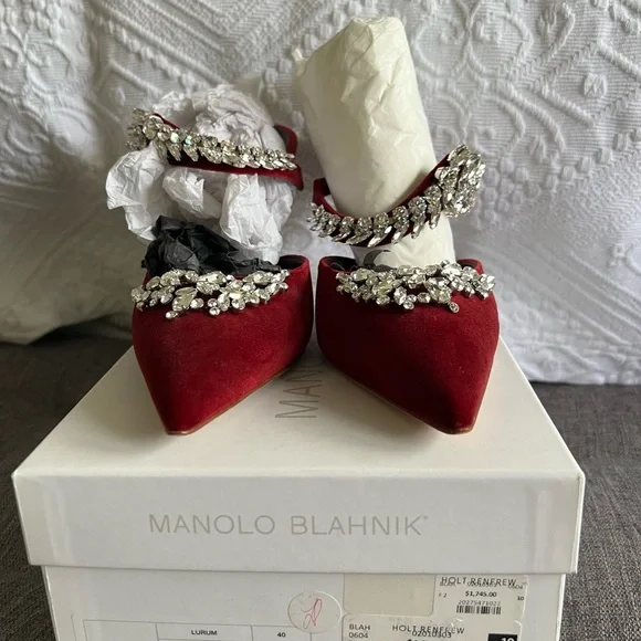 Manolo Blahnik Lurum Burgundy Velvet Crystal Embellished Mules size 40 - Picture 6 of 8